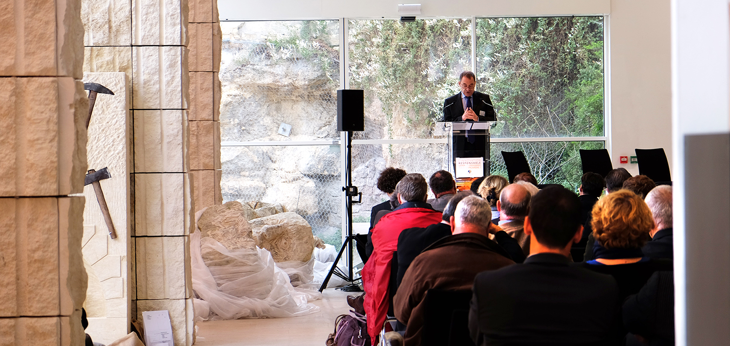 Seminar in het Maison de la Pierre in Creil Sud Oise