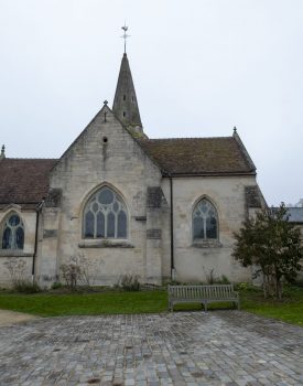 Iglesia de San Maximino y jardín