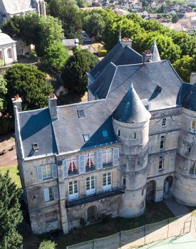 Château de Montataire.