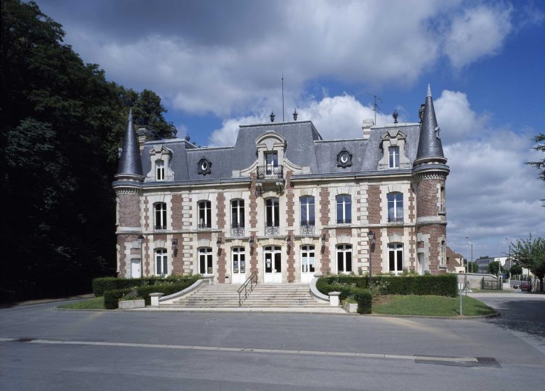 Espace culturel du Château des Rochers - Copyright : OT Creil Sud Oise