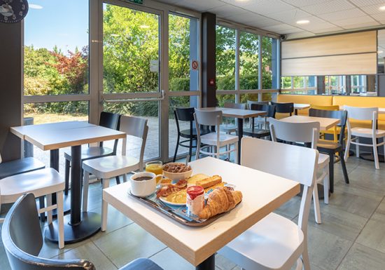 B&B Hotel Creil Chantilly