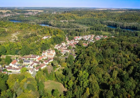 A l’orée du bois Saint-Michel