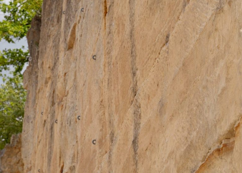 Site d'escalade Le Larris - Droit d'auteur : Creil Sud Oise Tourisme
