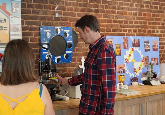 La Maison des Activités Scientifiques Technologiques et Environnementales (Haus der wissenschaftlichen, technologischen und umweltbezogenen Aktivitäten)