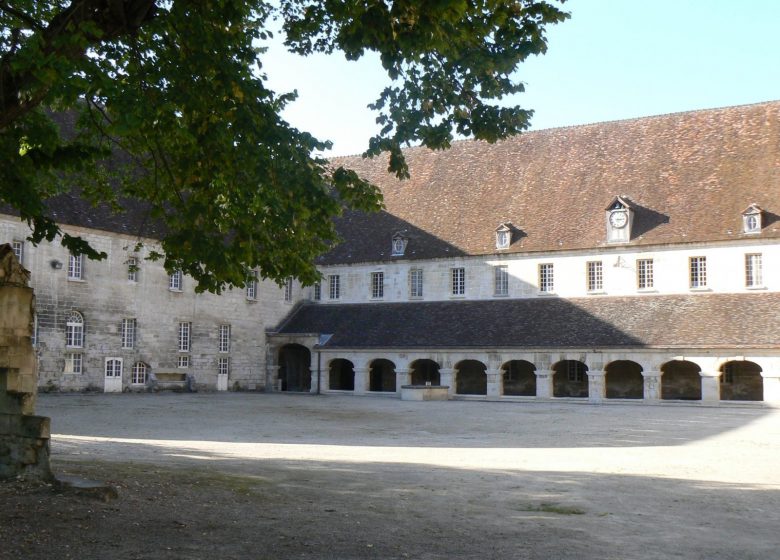 Abbaye Royale du Moncel - Copyright : ©OT