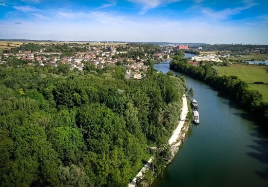 Sur les pas des bâtisseurs