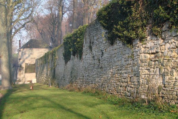 Visite guidée " Sur les remparts de Senlis : Voyage au cœur du Moyen-Âge "