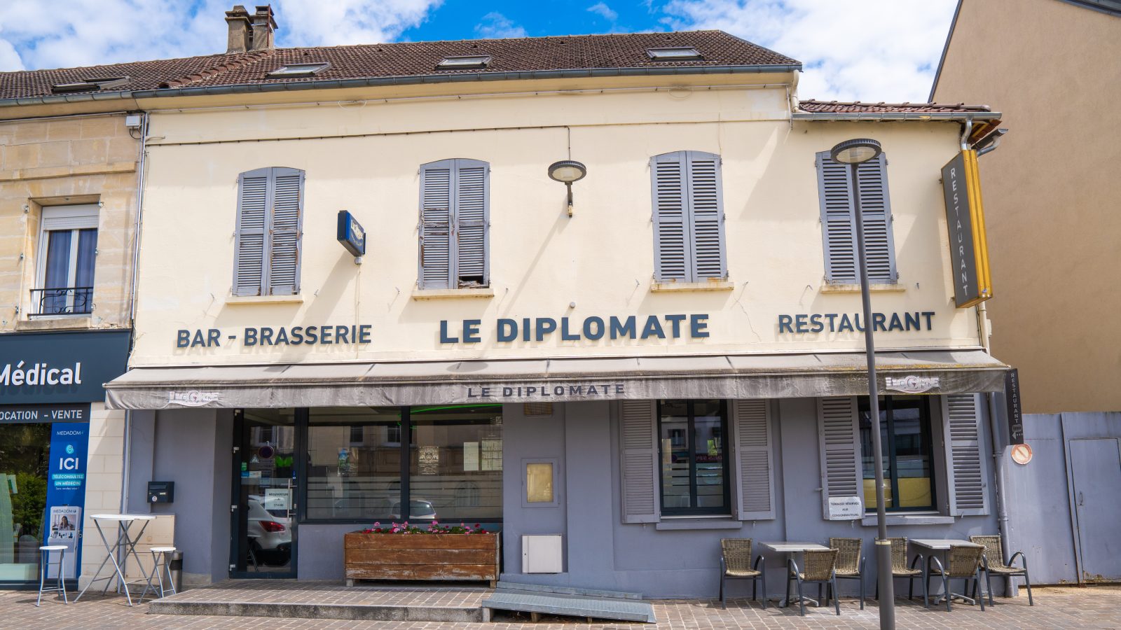 Le Diplomate