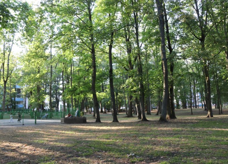 Parc Hébert - Auteursrecht: Creil Sud Oise Tourisme_Riaudel Floriane