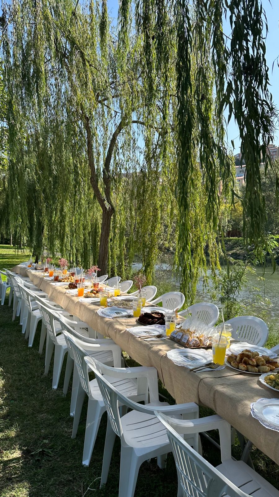 Garden Party by Jeanne au château Jeanne & the Forest