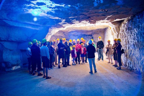 Semaine de l'industrie | L'industrie au cœur de la pierre : Visite carrière + conférence